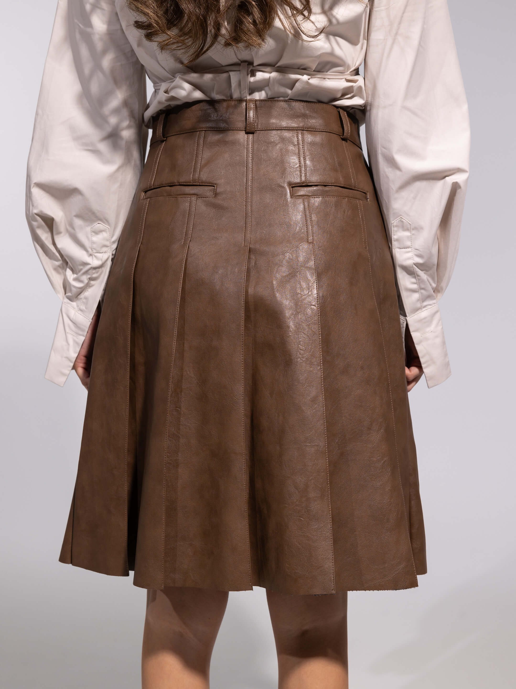 LEATHER PLEAT SKIRT