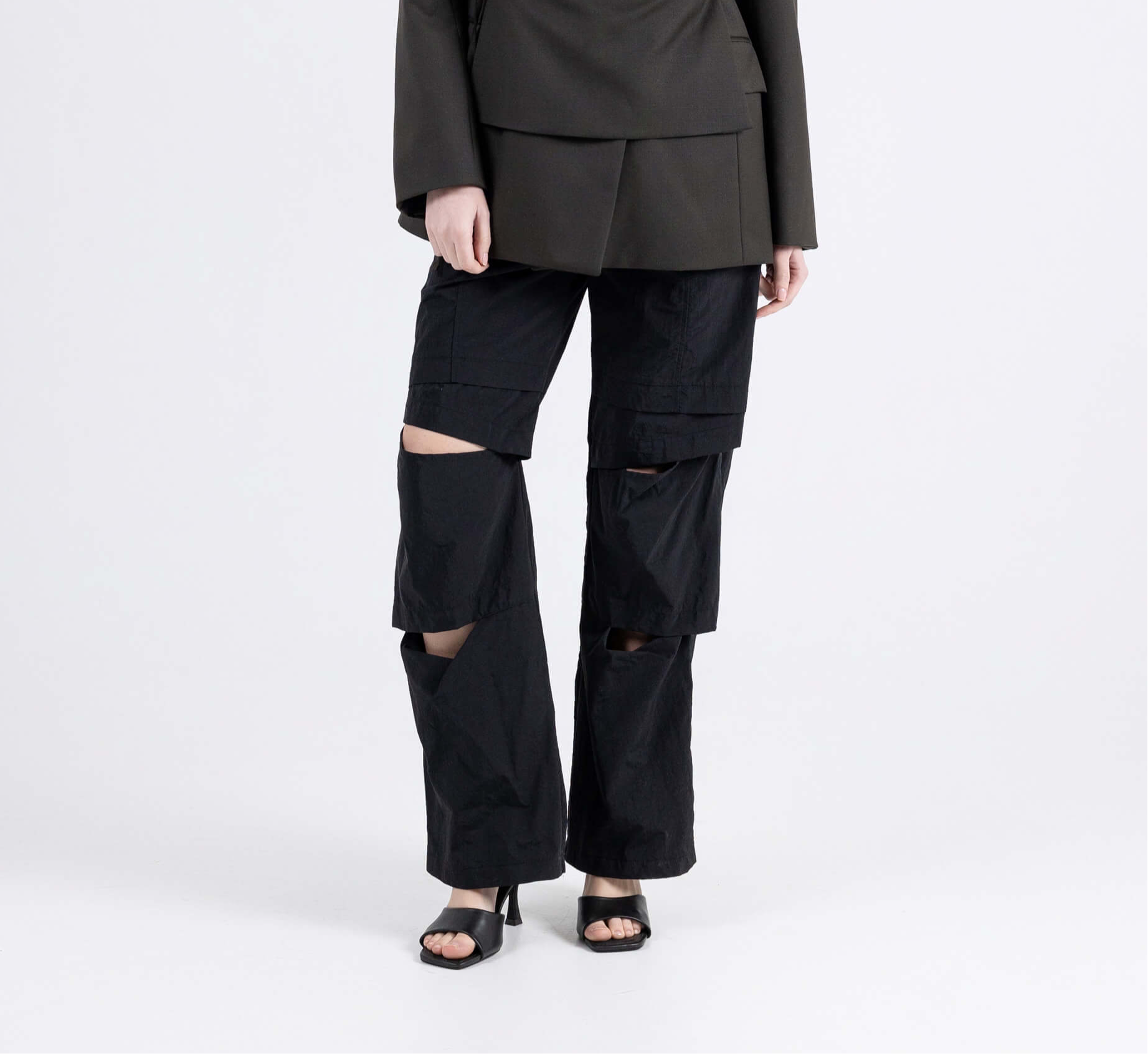 CUT-OUT PANTS