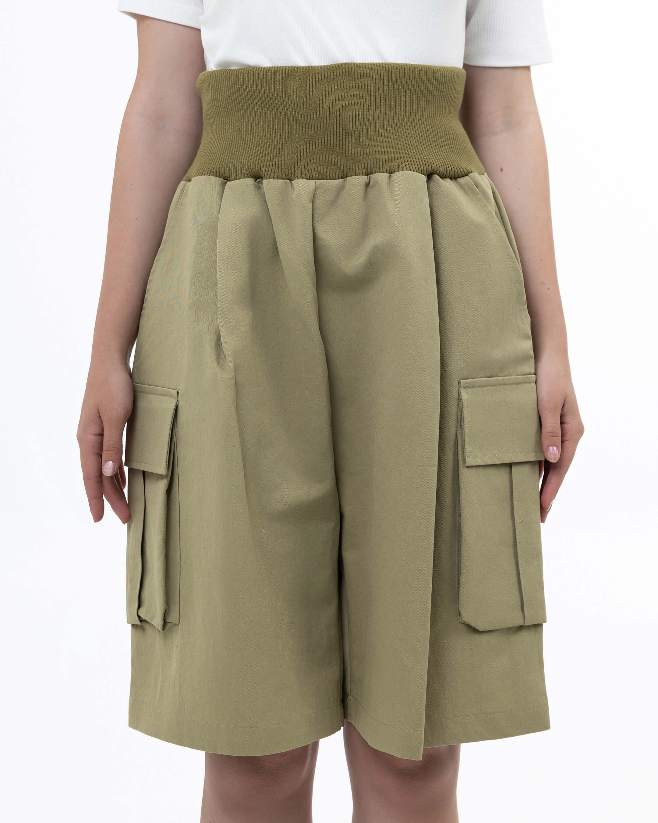 KHAKI CARGO SHORT