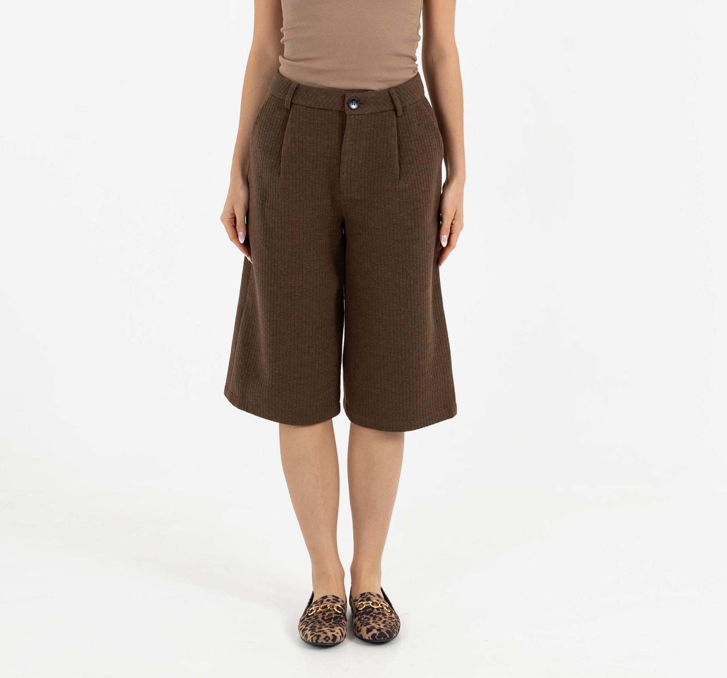 BROWN SHORT