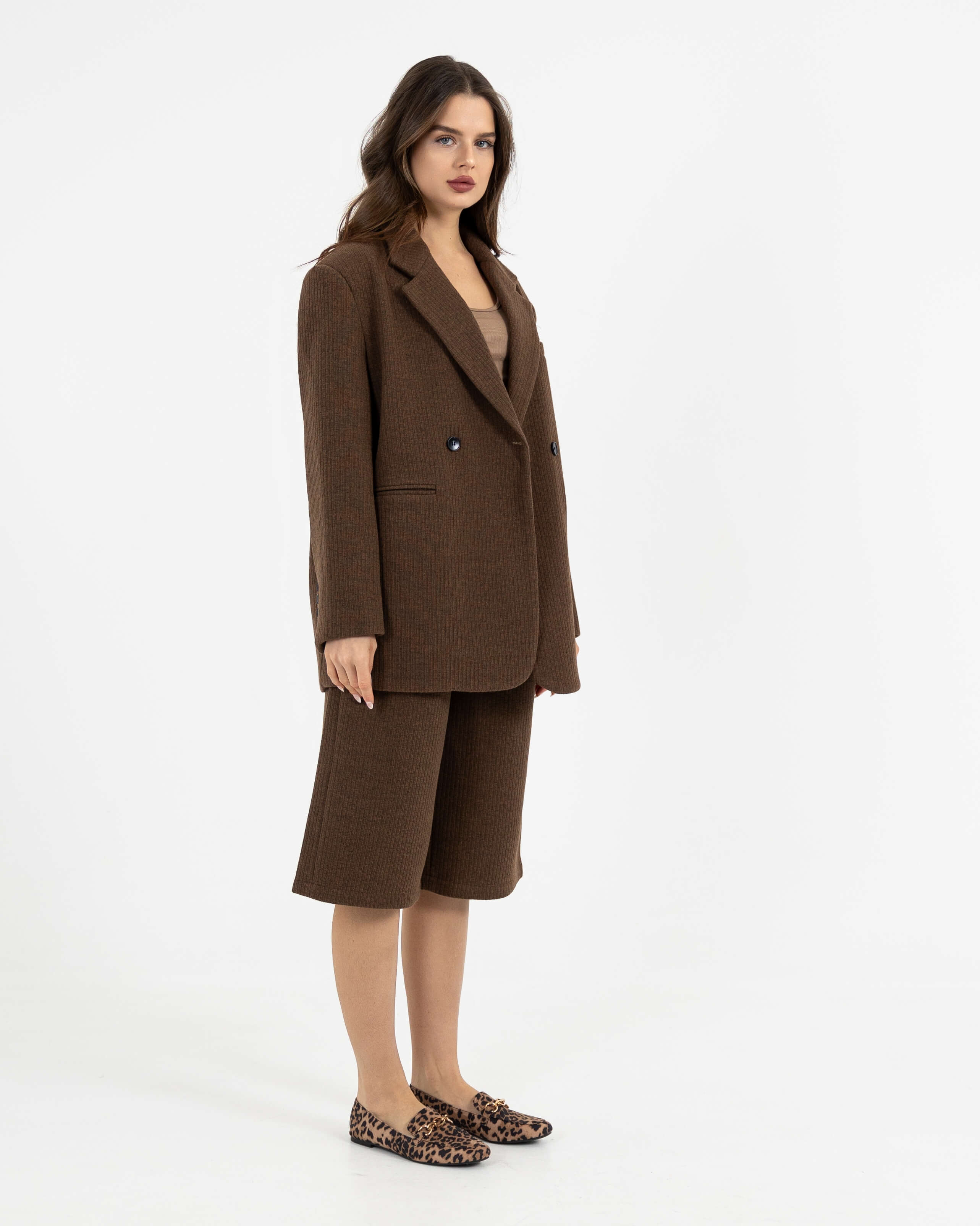 BROWN BLAZER